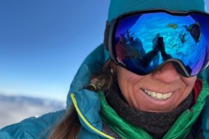 4CD8591B-ED50-48E5-9EAD-1F79DA21C7DF